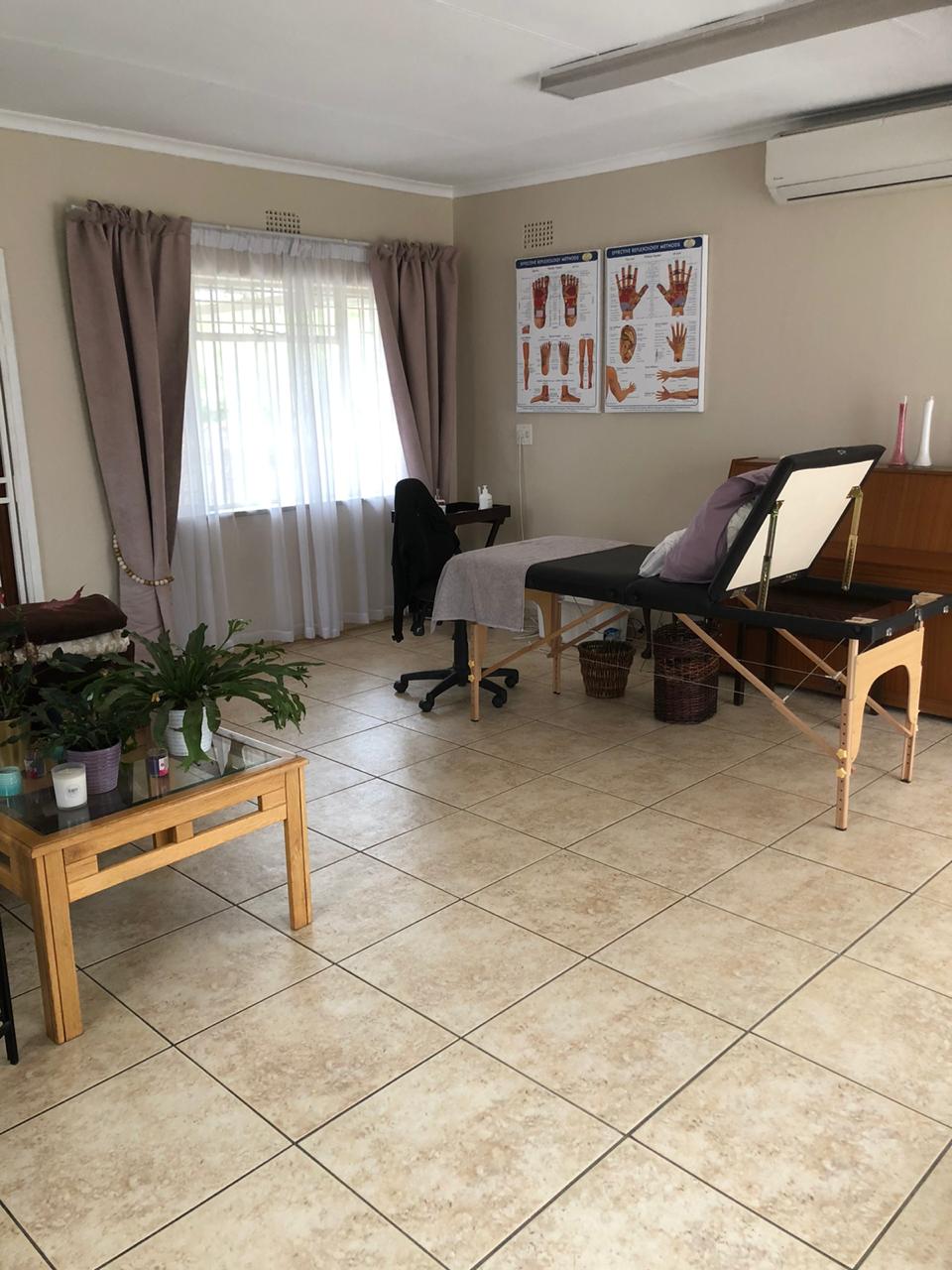 Bronwyn Rooms